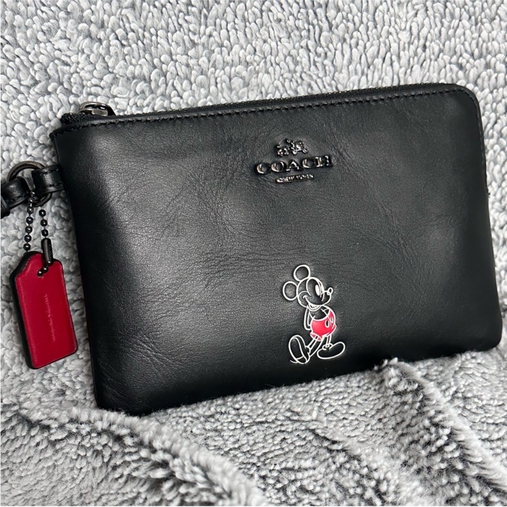 Coach Limited Edition Mickey Mouse Leather corner zip Wristlet in Box EUC - Picture 3 of 16